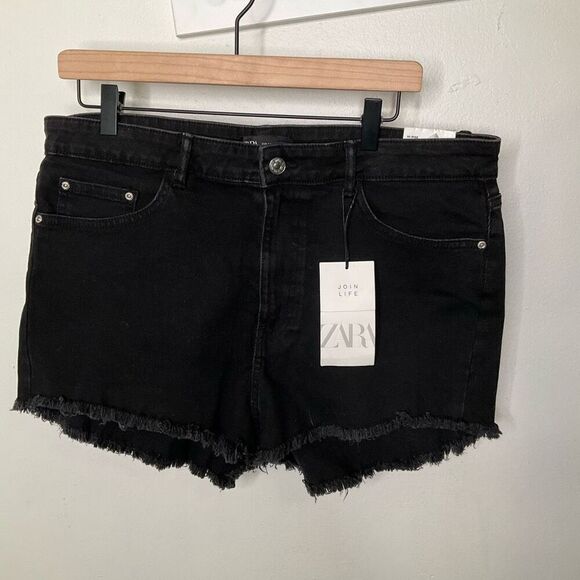 Zara Cut Off Jean Shorts - Picture 1 of 4